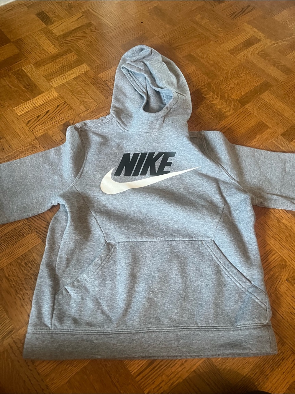 Nike boys Gray Logo Hoodie Sweater
